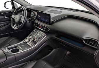 Подержанный автомобиль Hyundai Santa Fe 2022 года (11 фото)
