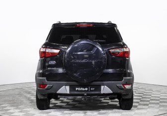 Подержанный автомобиль Ford EcoSport 2014 года (6 фото)
