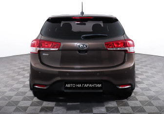 Подержанный автомобиль Kia Rio Hatchback 2017 года (6 фото)