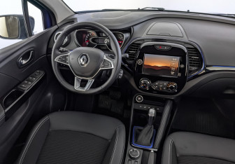 Подержанный автомобиль Renault Kaptur 2021 года (30 фото)