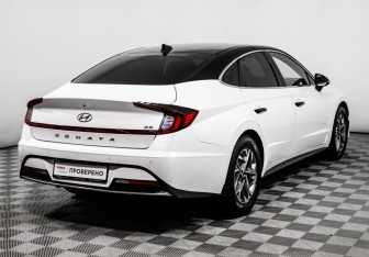 Подержанный автомобиль Hyundai Sonata 2020 года (5 фото)