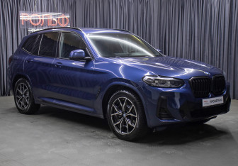 Подержанный автомобиль BMW X3 2022 года (3 фото)