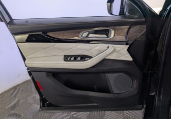 Подержанный автомобиль Exeed VX 2023 года (25 фото)