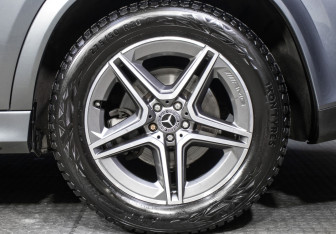 Подержанный автомобиль Mercedes-Benz GLE 2019 года (26 фото)