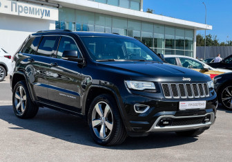 Подержанный автомобиль Jeep Grand Cherokee 2014 года (8 фото)