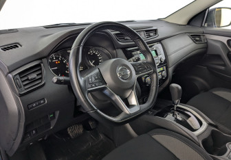 Подержанный автомобиль Nissan Qashqai 2021 года (16 фото)