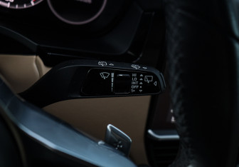 Подержанный автомобиль Porsche Cayenne 2019 года (27 фото)