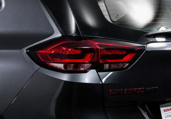 Подержанный автомобиль Chevrolet Orlando 2021 года (16 фото)