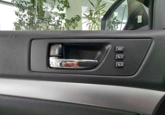 Подержанный автомобиль Subaru Outback Wagon 2012 года (17 фото)