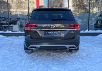 Подержанный автомобиль Volkswagen Teramont 2019 года (7 фото)