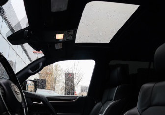 Подержанный автомобиль Lexus LX 2018 года (18 фото)