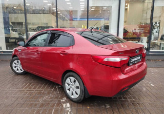 Подержанный автомобиль Kia Rio Sedan 2014 года (6 фото)