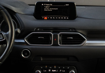 Подержанный автомобиль Mazda CX-5 2019 года (10 фото)