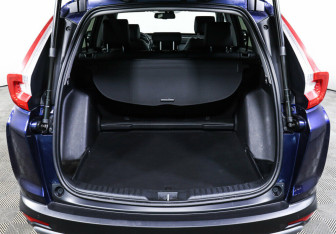 Подержанный автомобиль Honda CR-V 2017 года (19 фото)