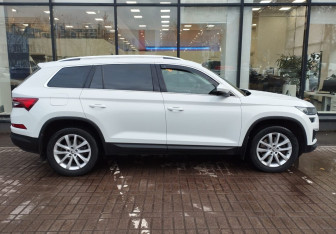Подержанный автомобиль Skoda Kodiaq 2022 года (4 фото)