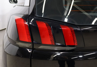 Подержанный автомобиль Peugeot 5008 Suv 2022 года (25 фото)