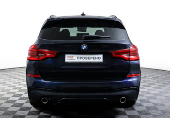 Подержанный автомобиль BMW X3 2019 года (7 фото)
