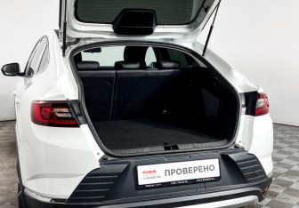 Подержанный автомобиль Renault Arkana 2021 года (9 фото)