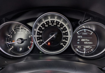 Подержанный автомобиль Mazda 6 Sedan 2020 года (16 фото)