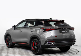 Подержанный автомобиль Omoda C5 2023 года (7 фото)