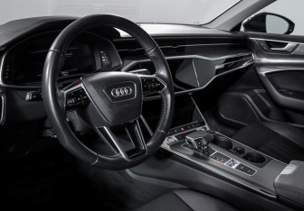 Подержанный автомобиль Audi A6 Sedan 2019 года (14 фото)