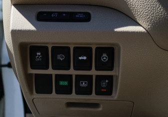 Подержанный автомобиль Nissan Teana 2014 года (18 фото)