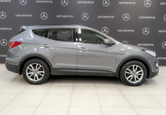 Подержанный автомобиль Hyundai Santa Fe 2014 года (4 фото)