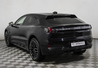 Подержанный автомобиль Zeekr 001 2023 года (7 фото)