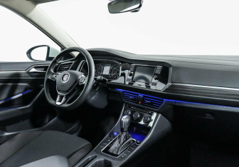 Подержанный автомобиль Volkswagen Jetta Sedan 2021 года (5 фото)