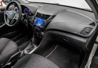 Подержанный автомобиль Hyundai Solaris Sedan 2016 года (13 фото)