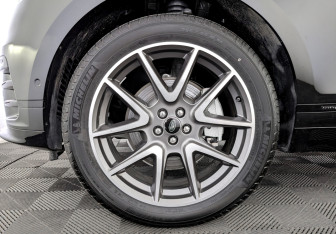 Новый Land Rover Range Rover Velar 2025 (7 фото)