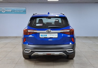 Подержанный автомобиль Kia Seltos 2021 года (6 фото)