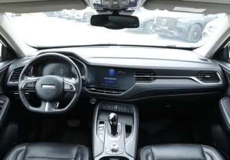 Подержанный автомобиль Haval F7 2021 года (12 фото)