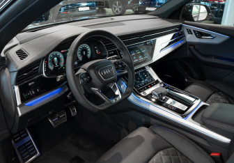 Новый Audi Q8 2024 (5 фото)