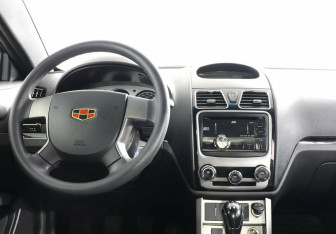 Подержанный автомобиль Geely Emgrand EC7 Sedan 2012 года (6 фото)