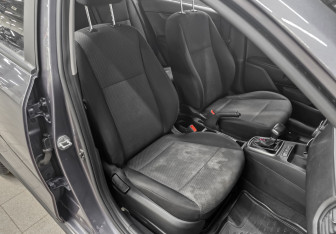 Подержанный автомобиль Kia Rio Hatchback 2021 года (21 фото)