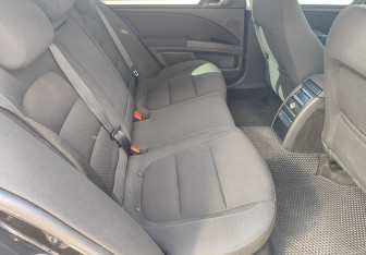 Подержанный автомобиль Skoda Superb Liftback 2013 года (11 фото)