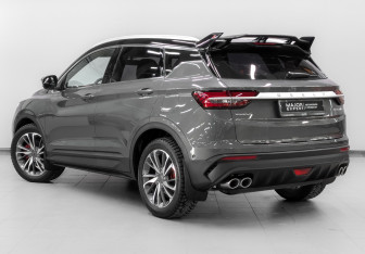 Подержанный автомобиль Geely Coolray 2024 года (7 фото)