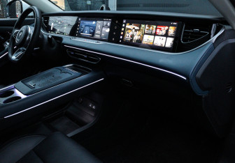 Подержанный автомобиль Voyah Free 2023 года (9 фото)