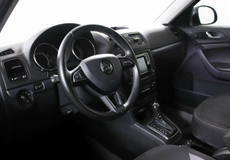 Подержанный автомобиль Skoda Yeti 2018 года (7 фото)