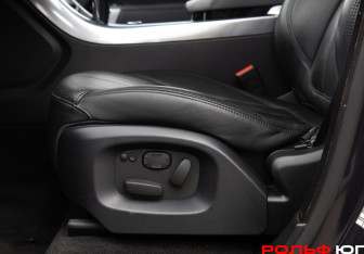Подержанный автомобиль Land Rover Range Rover Sport 2013 года (16 фото)