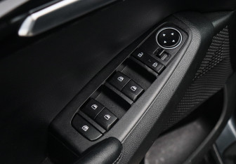 Подержанный автомобиль Kia Seltos 2020 года (14 фото)