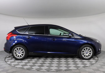Подержанный автомобиль Ford Focus Hatchback 2012 года (4 фото)