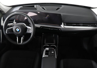 Новый BMW X1 2025 (11 фото)