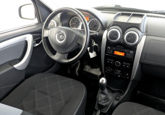 Подержанный автомобиль LADA (ВАЗ) Largus Wagon 2018 года (27 фото)