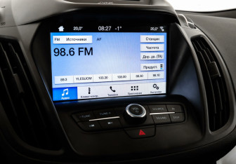 Подержанный автомобиль Ford Kuga 2019 года (10 фото)