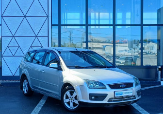 Подержанный автомобиль Ford Focus Wagon 2005 года (3 фото)