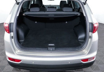 Подержанный автомобиль Kia Sportage 2016 года (20 фото)