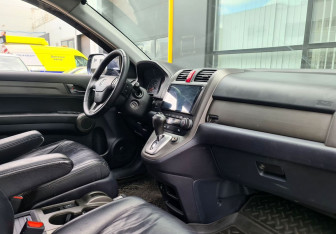 Подержанный автомобиль Honda CR-V 2012 года (11 фото)