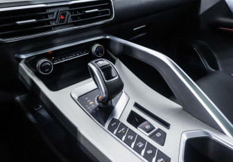 Подержанный автомобиль Geely Coolray 2021 года (17 фото)